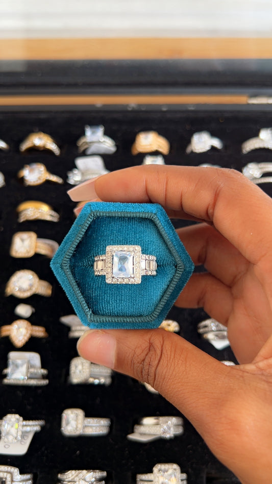 Women’s Engagement Ring (RR094)