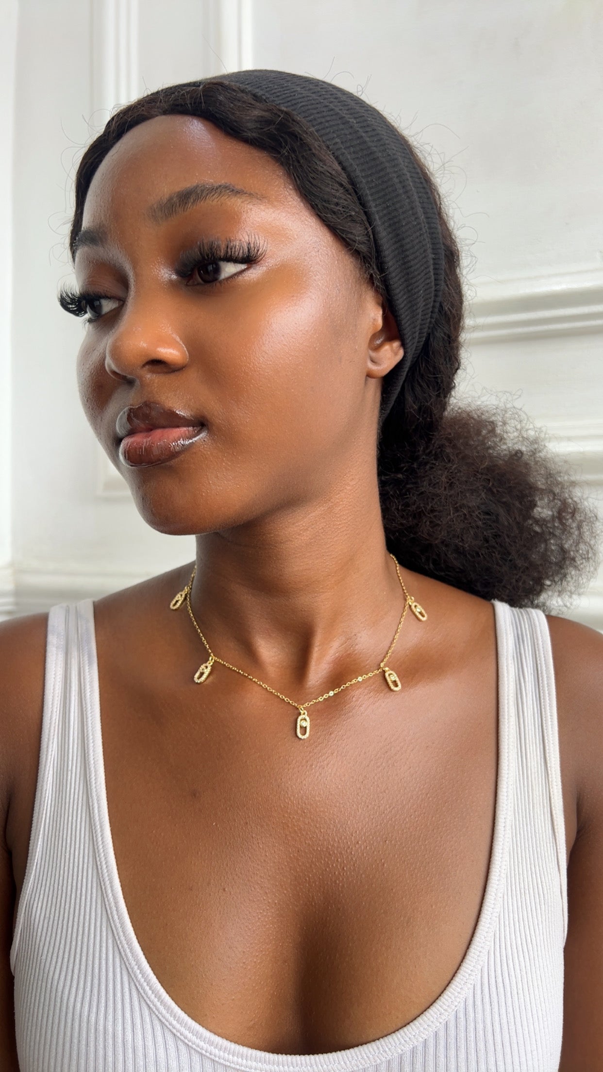 Necklace (RBS1100)