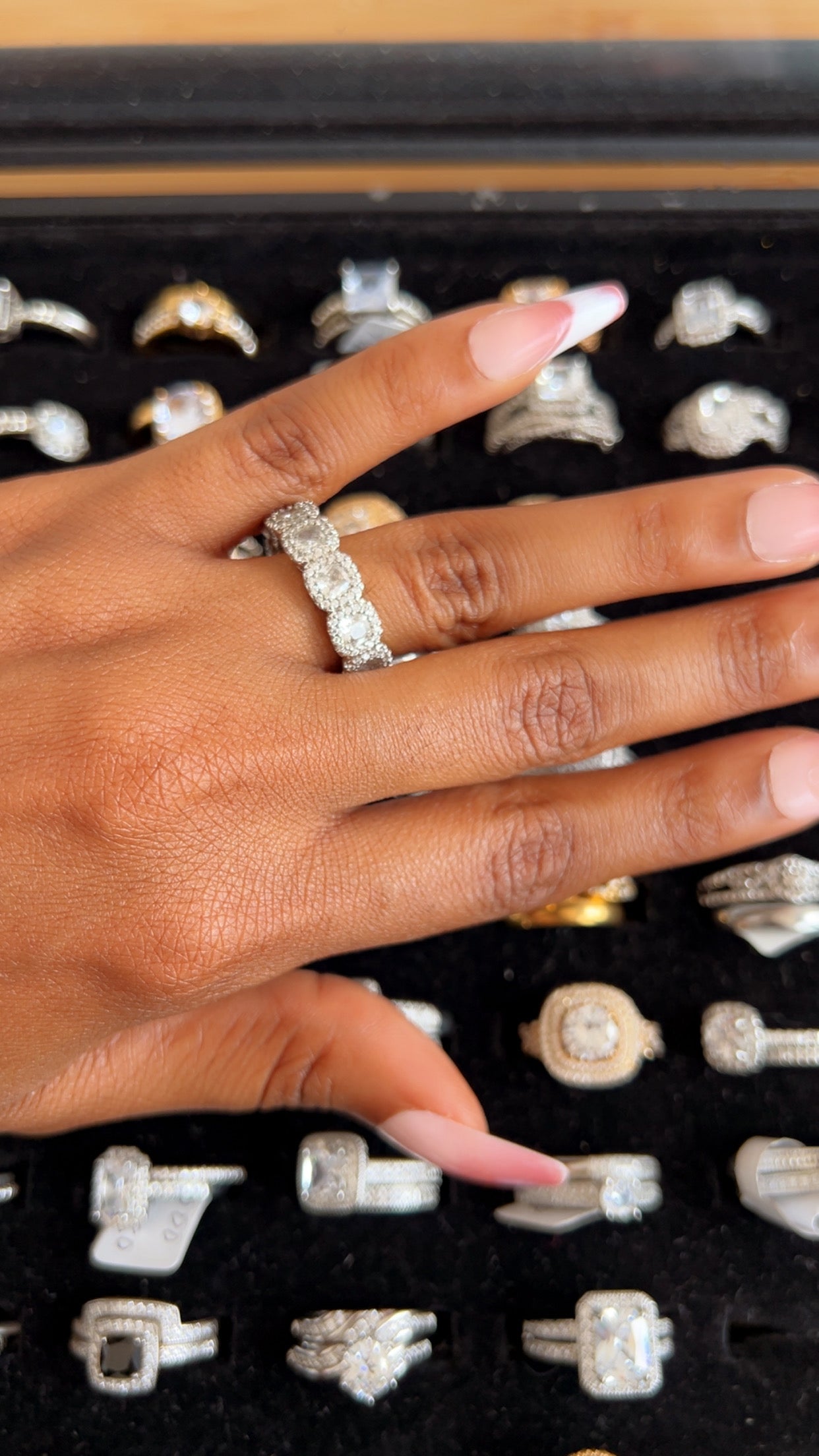 Women’s Engagement Ring (RR103)