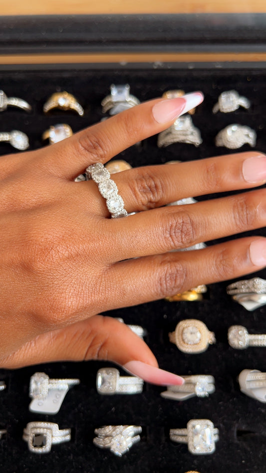 Women’s Engagement Ring (RR103)
