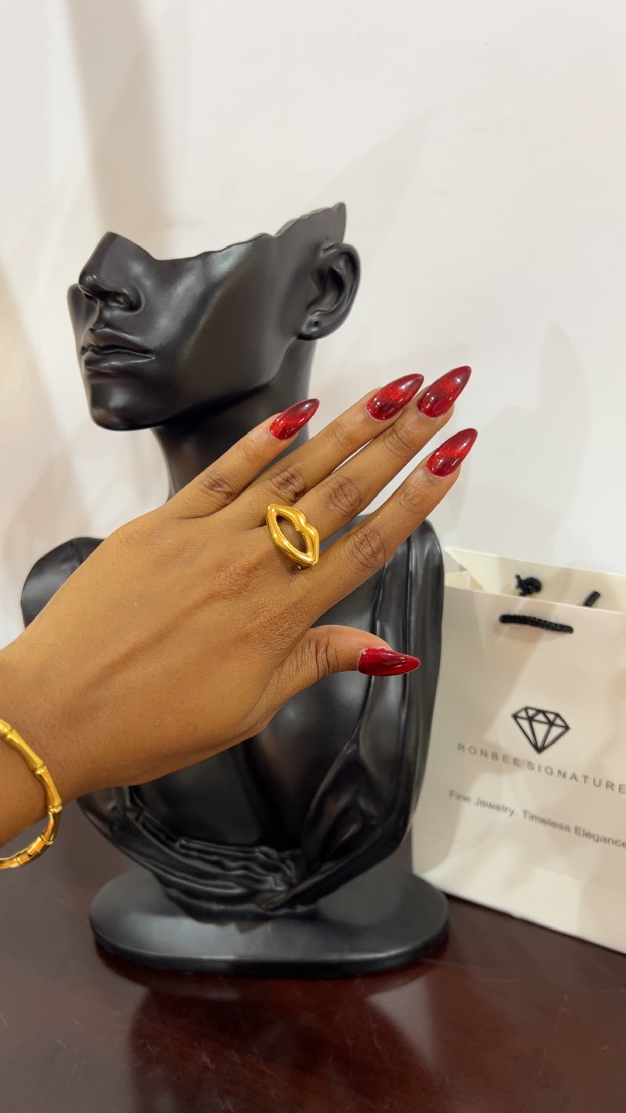 Knuckle rings (RBS622)