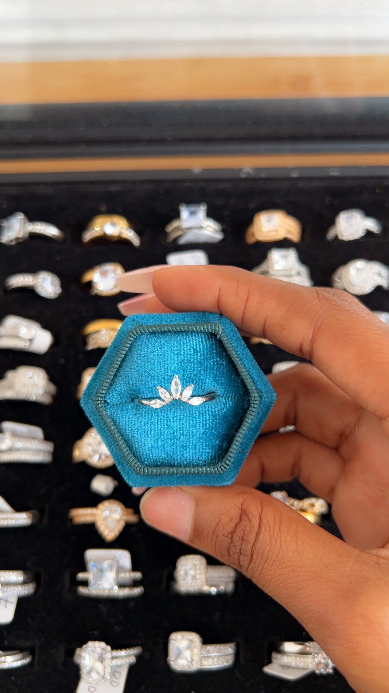 Women’s Engagement Ring (RR013)