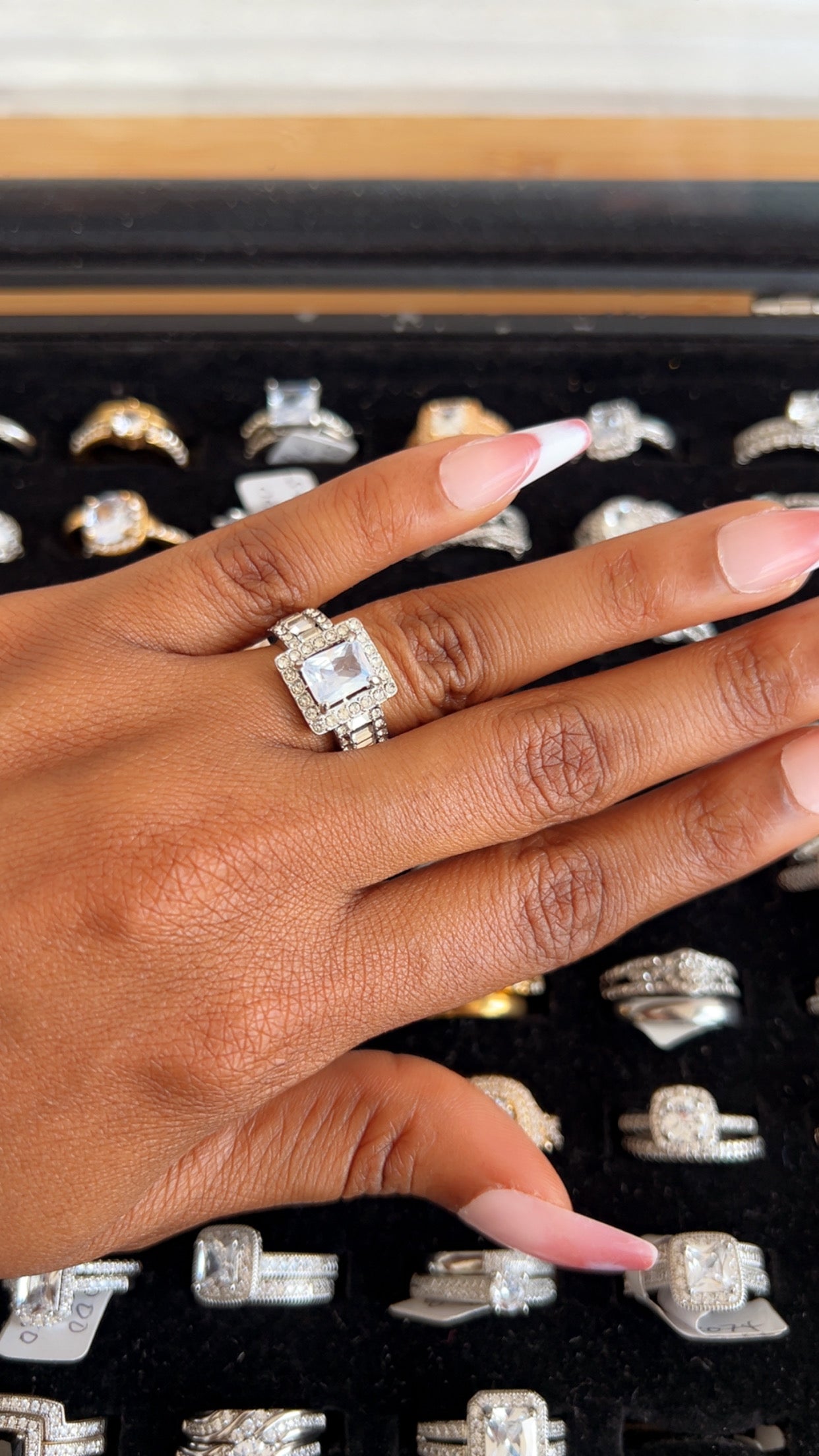 Women’s Engagement Ring (RR094)