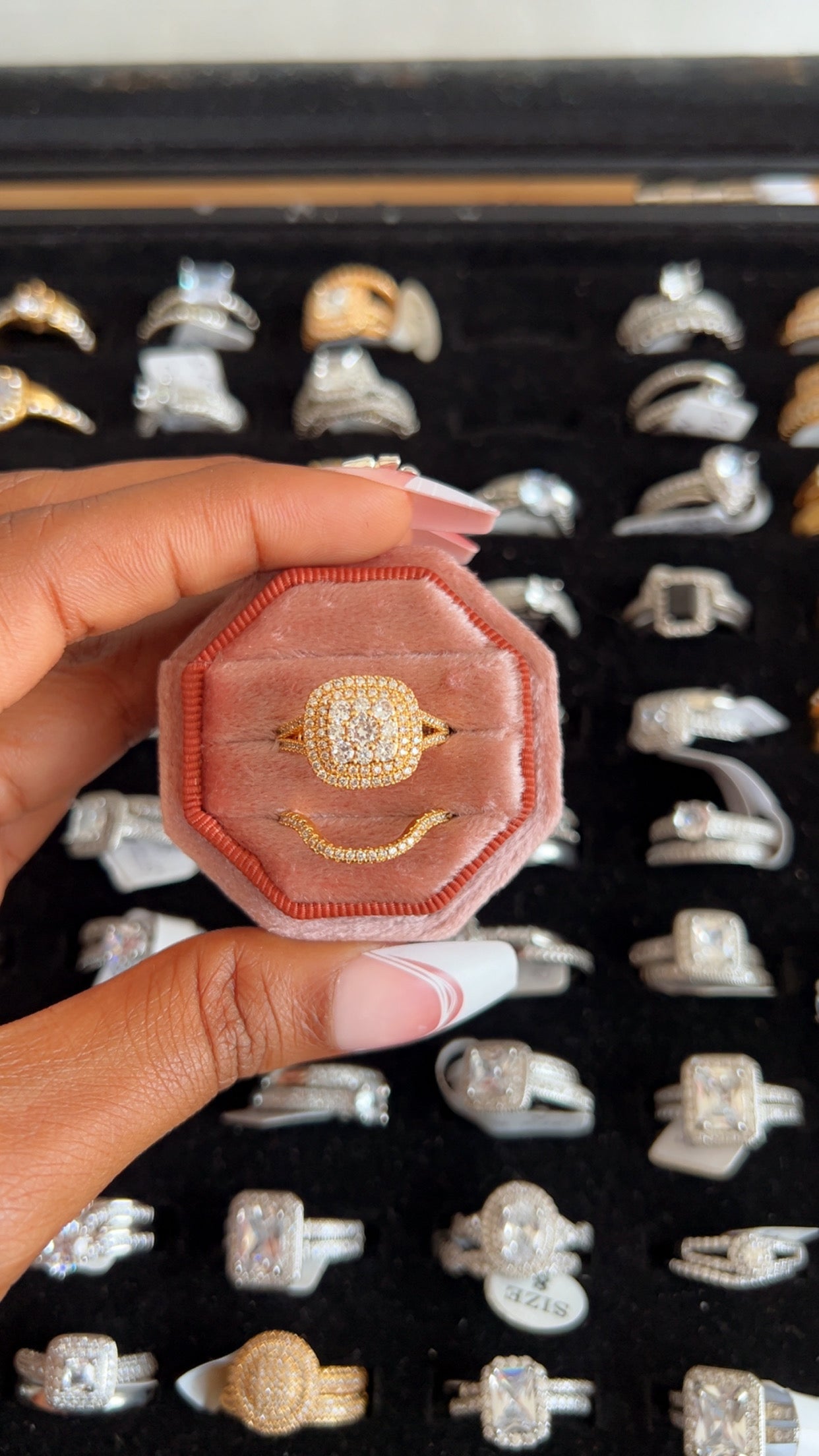 Women’s Engagement Ring (RR050)