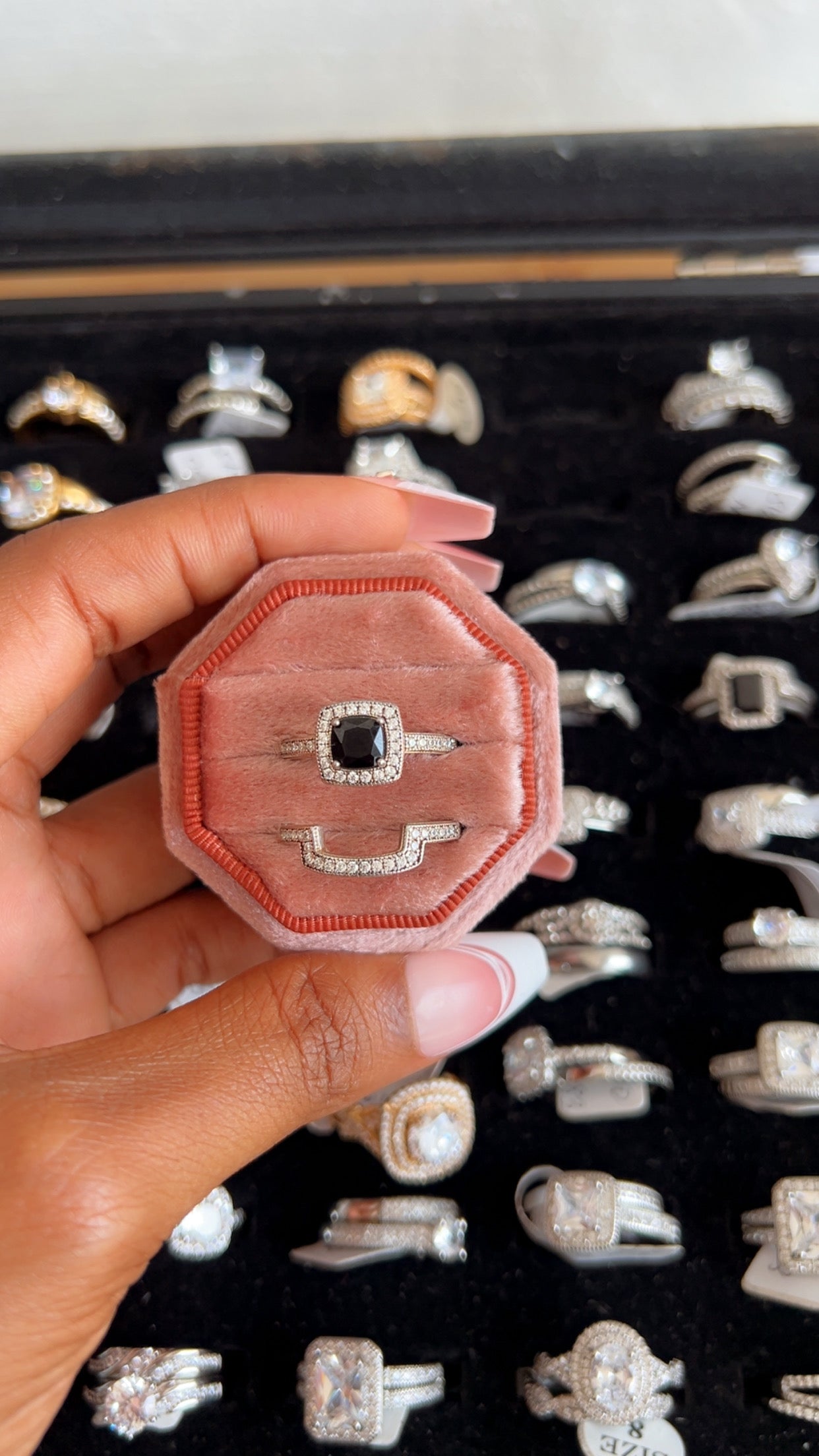 Women’s Engagement Ring (RR019)