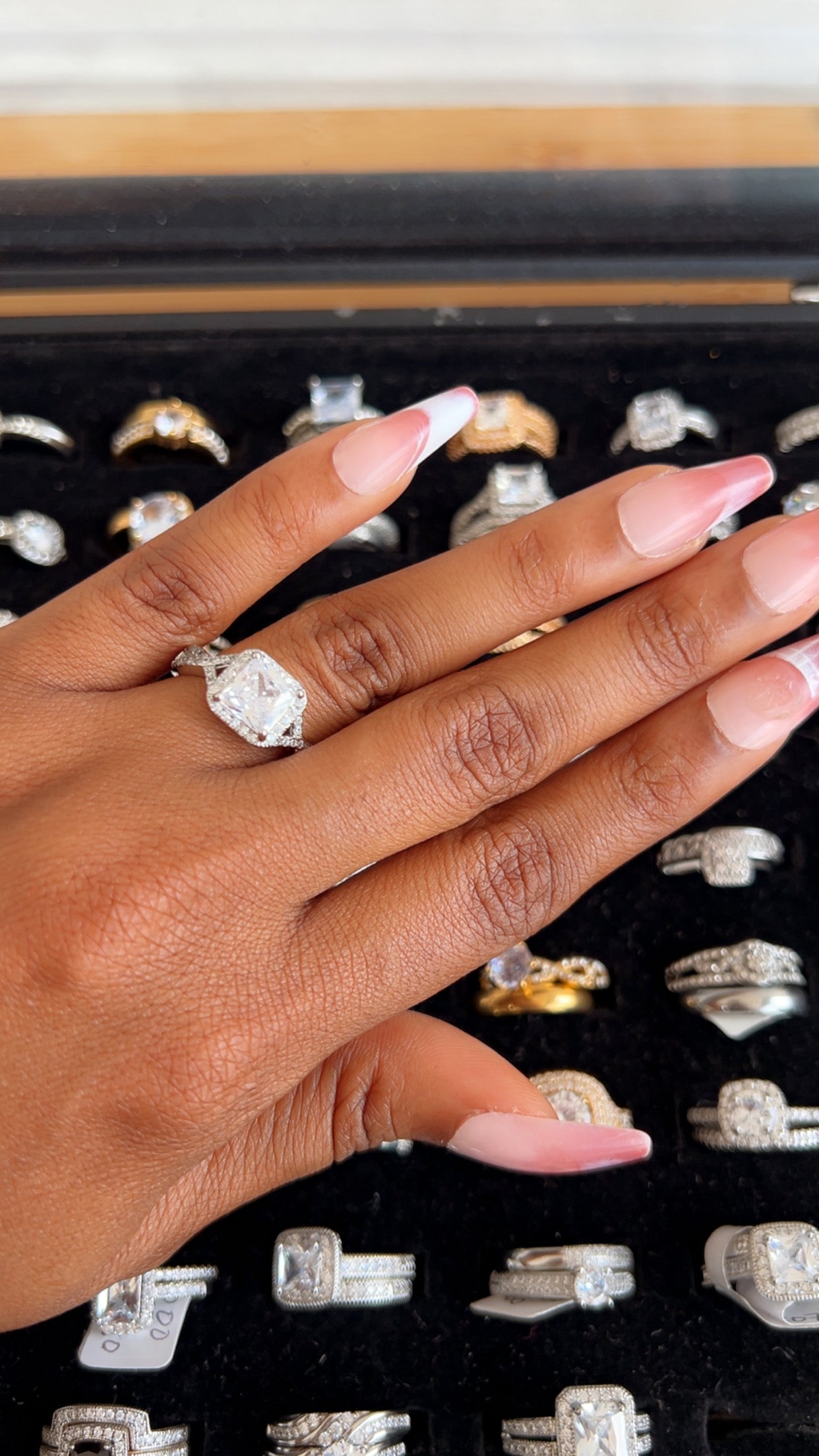 Women’s Engagement Ring (RR022)