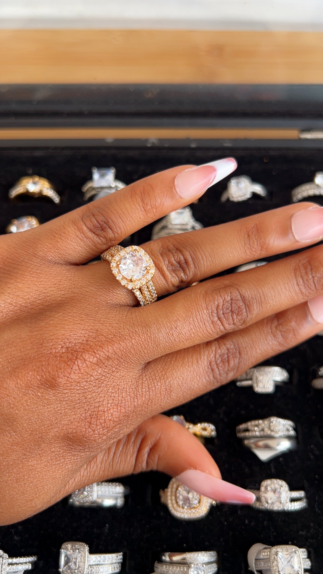 Women’s Engagement Ring (RR073)