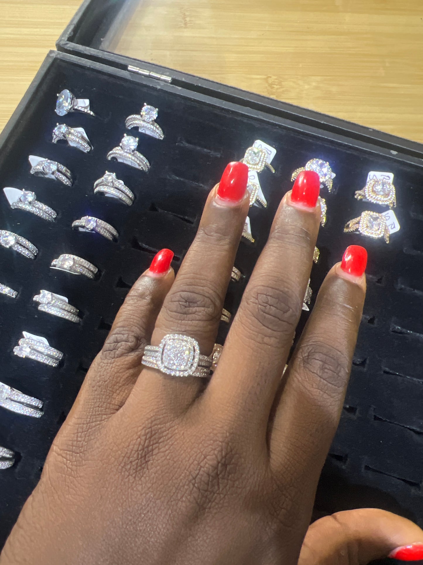 Women’s Engagement Ring (RR077)