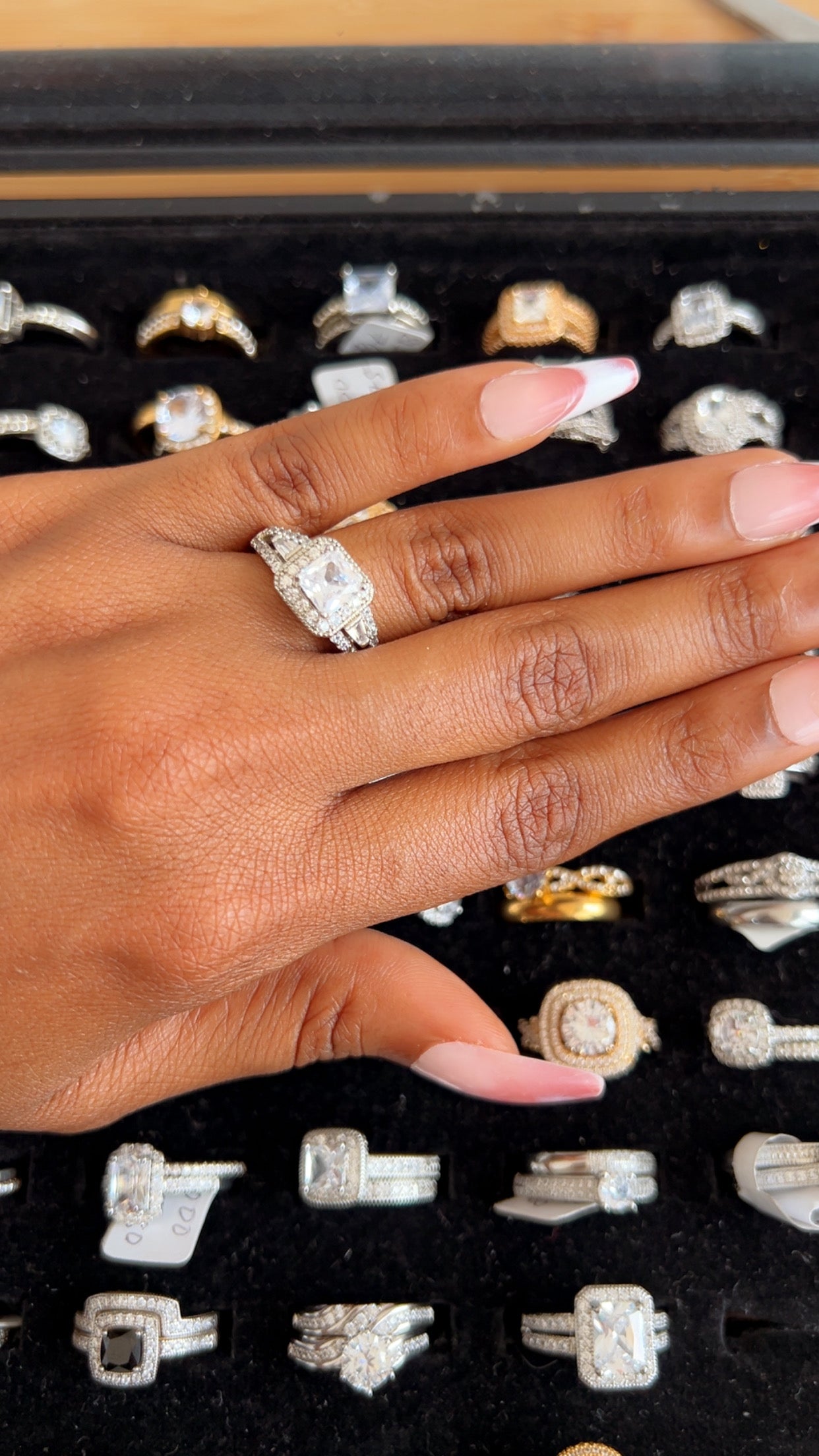 Women’s Engagement Ring (RR106)
