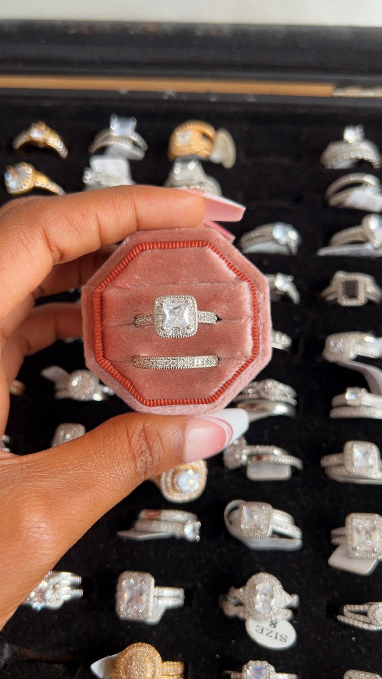 Women’s Engagement Ring (RR042)