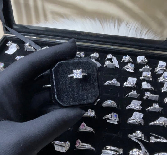 Women’s Engagement Ring (RR012)